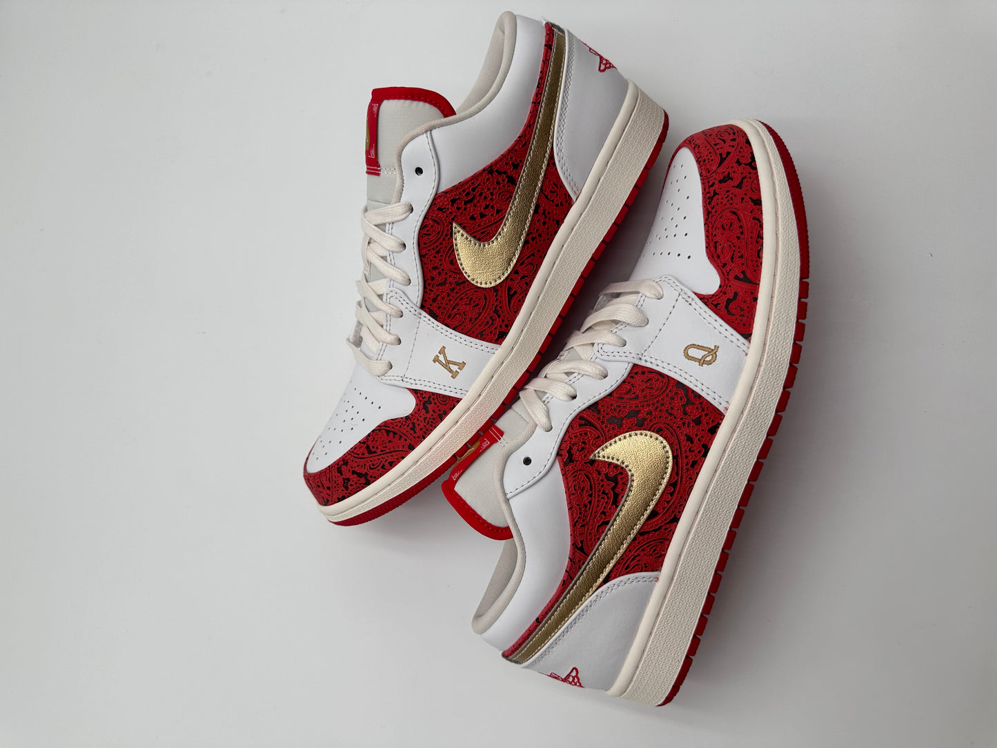 Jordan 1 Low Spade