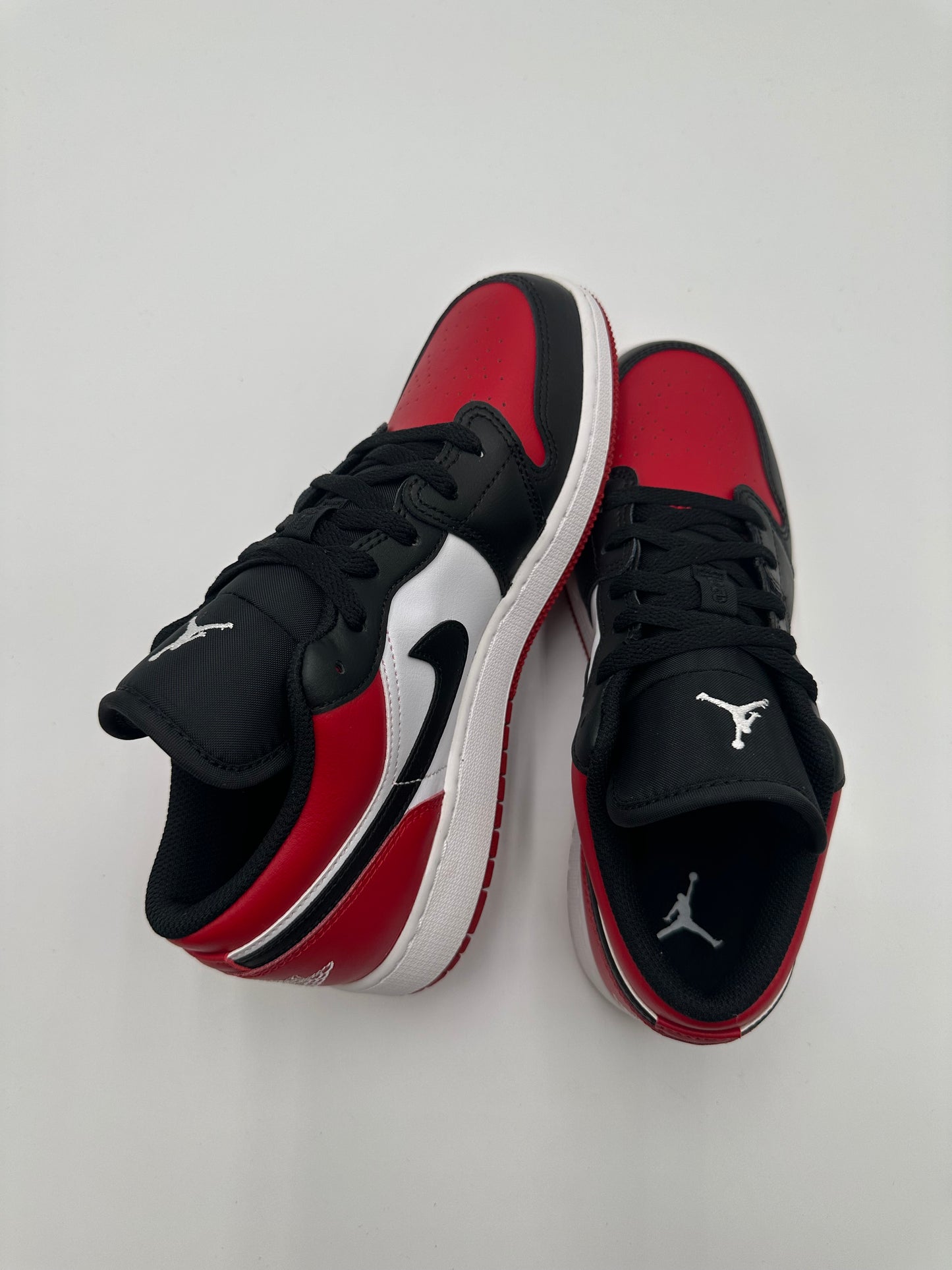 Jordan 1 Low Bred Toe