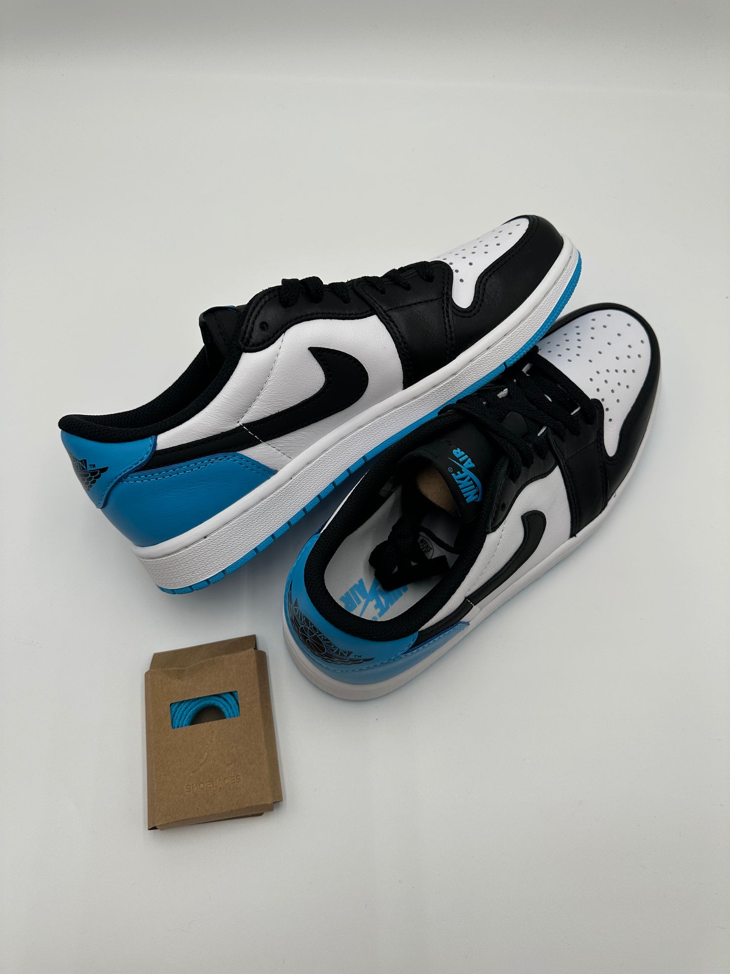 Jordan 1 Low Powder Blue