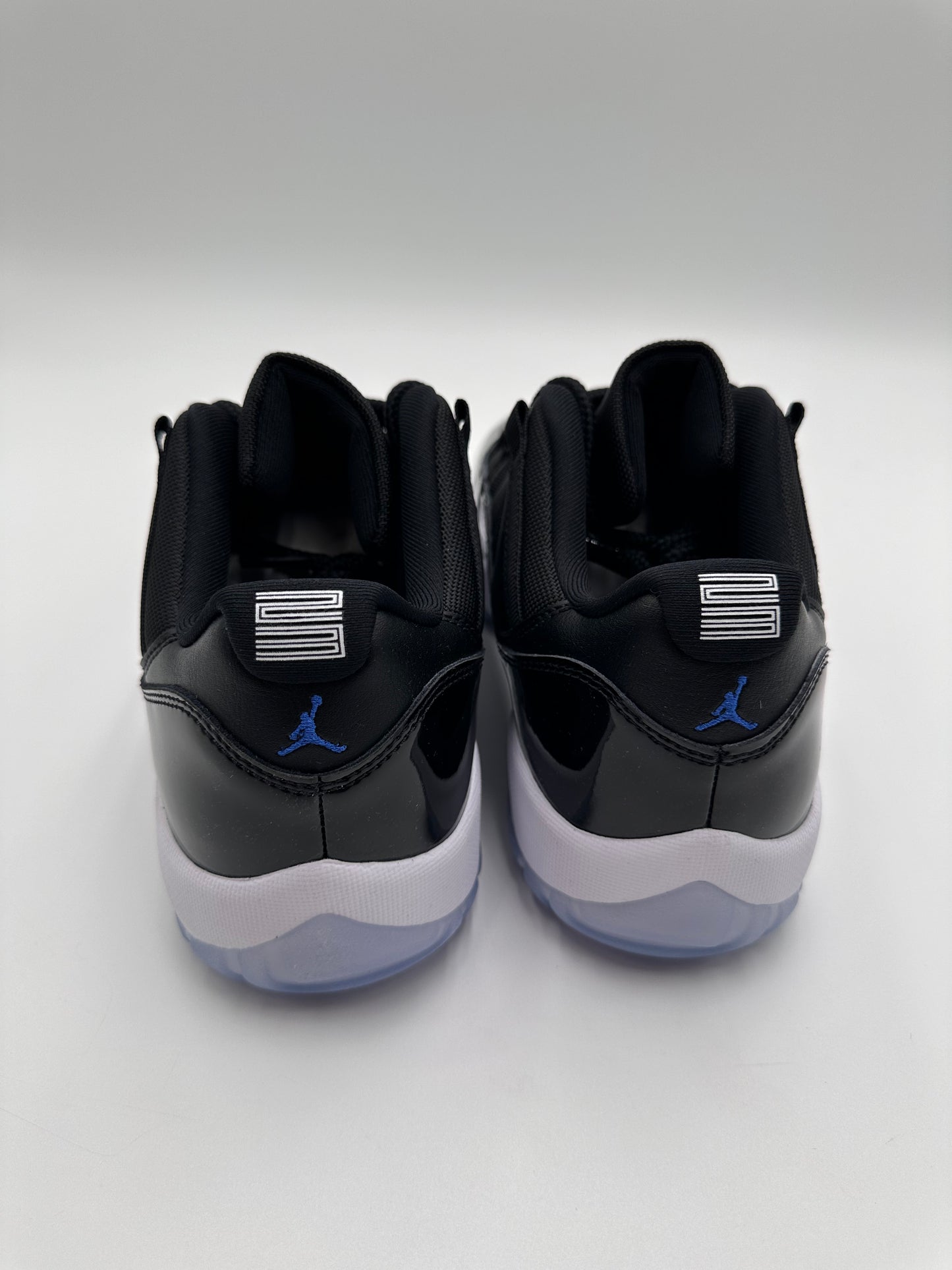 Jordan 11 Low Space Jam