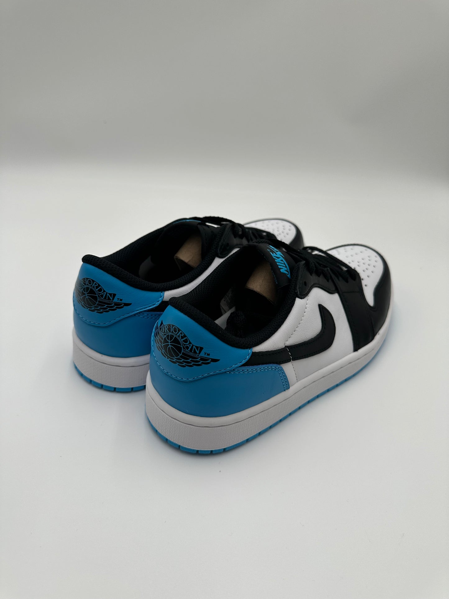 Jordan 1 Low Powder Blue