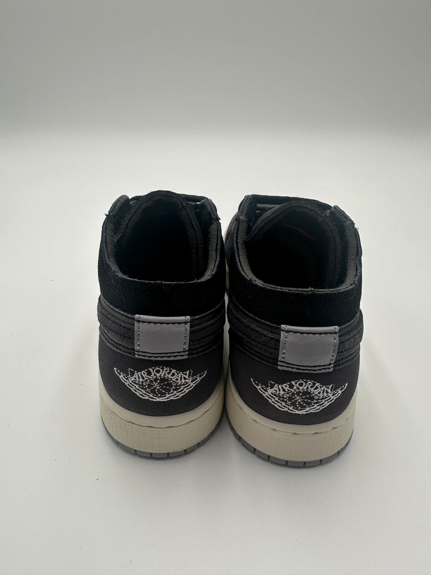 Jordan 1 Low Craft Inside Out