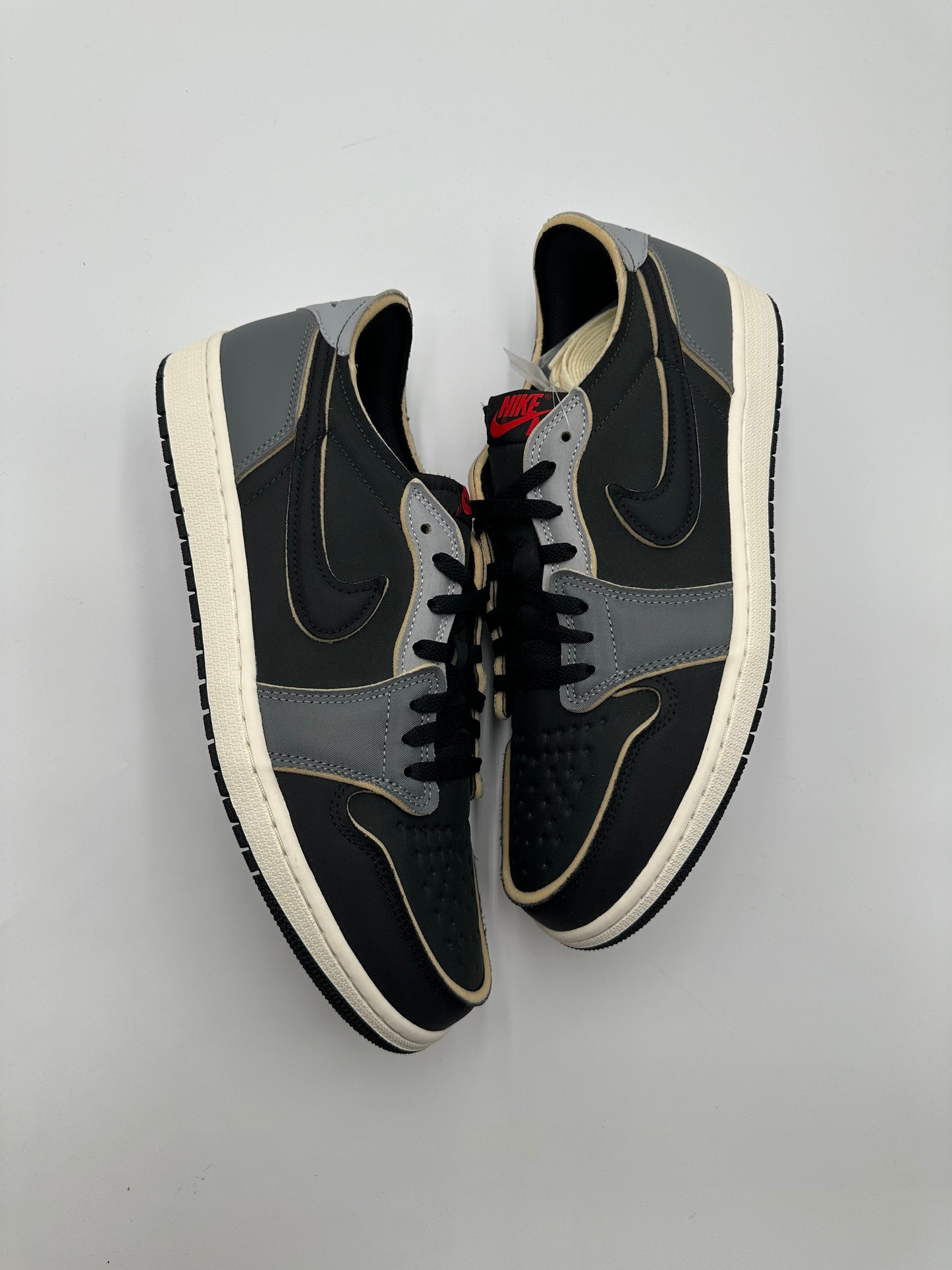 Jordan 1 Low OG EX Black Smoke Grey