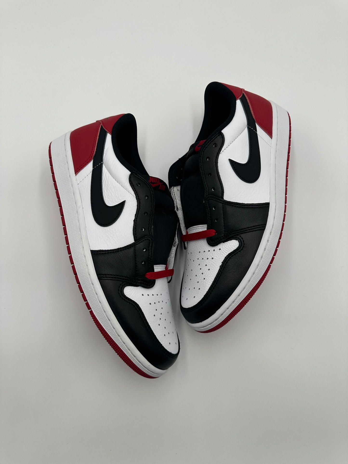 Jordan 1 Low Black Toe