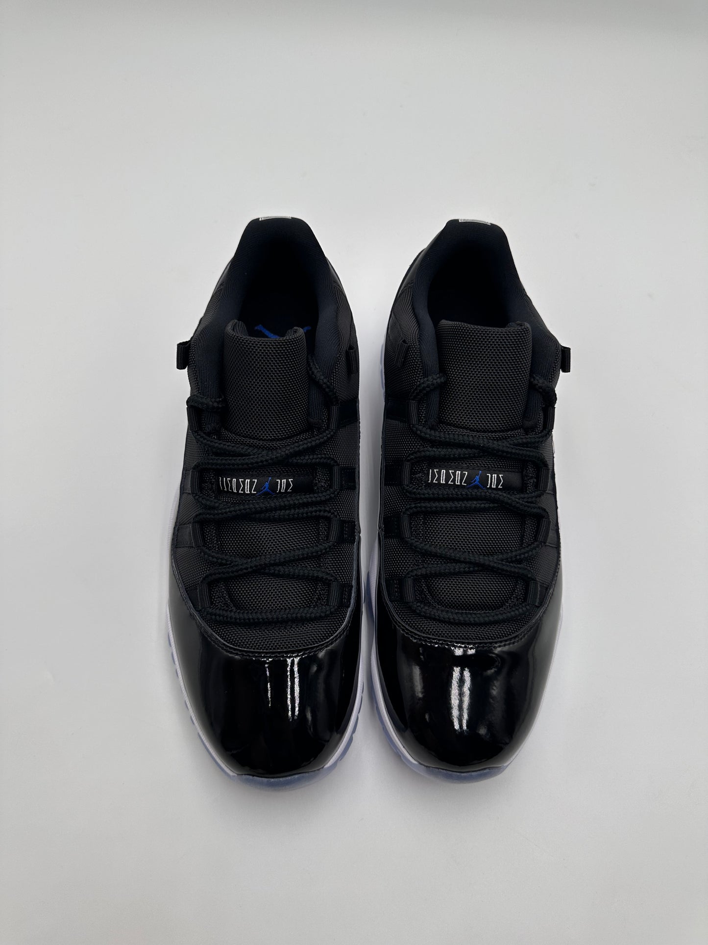 Jordan 11 Low Space Jam