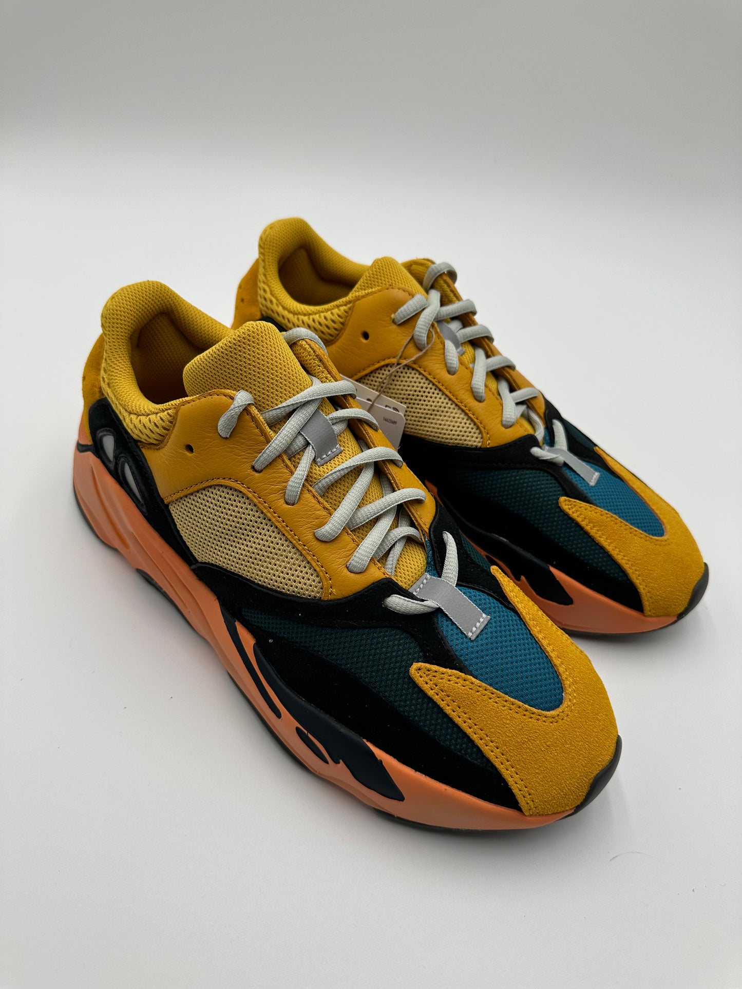 Yeezy 700 Sun