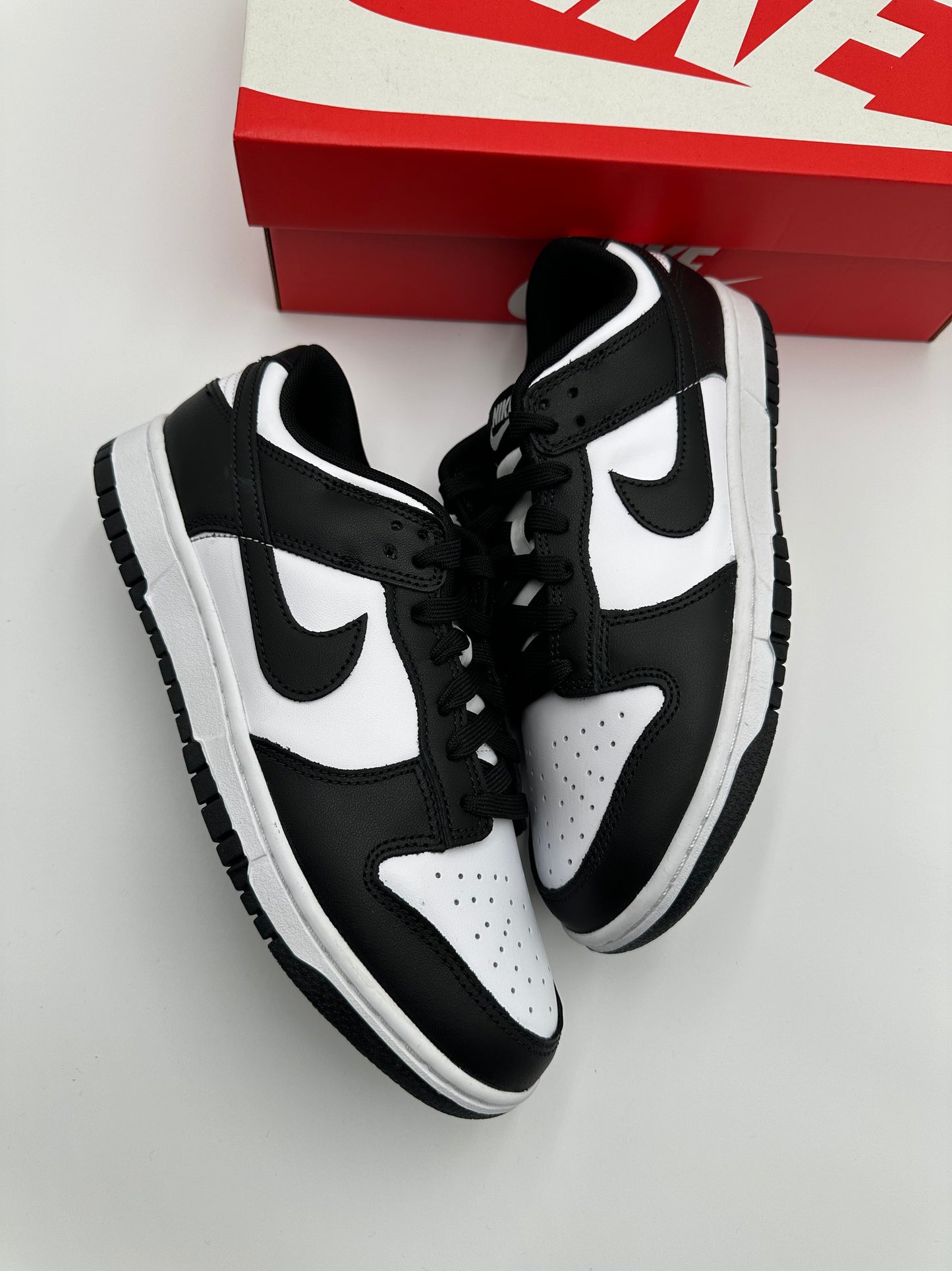 Nike Dunk Low Panda