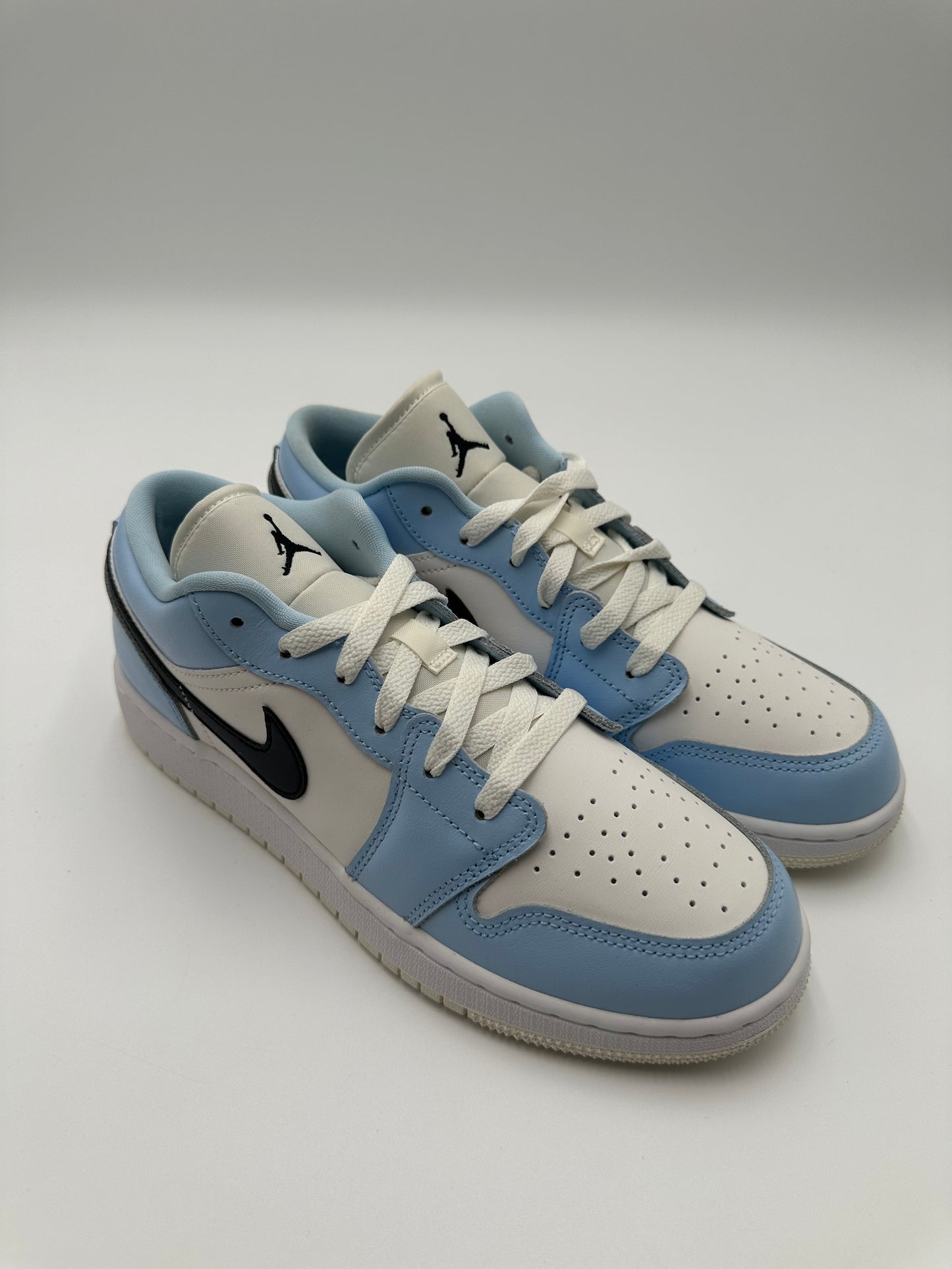 Jordan 1 Low Ice Blue Black