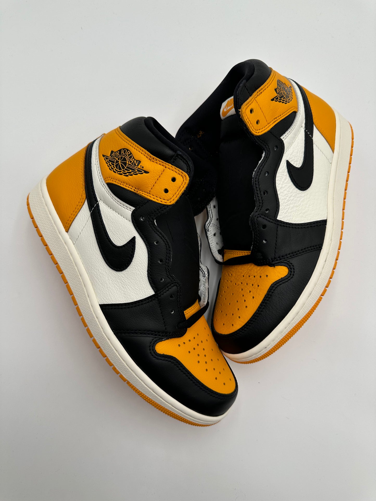 Jordan 1 High Taxi