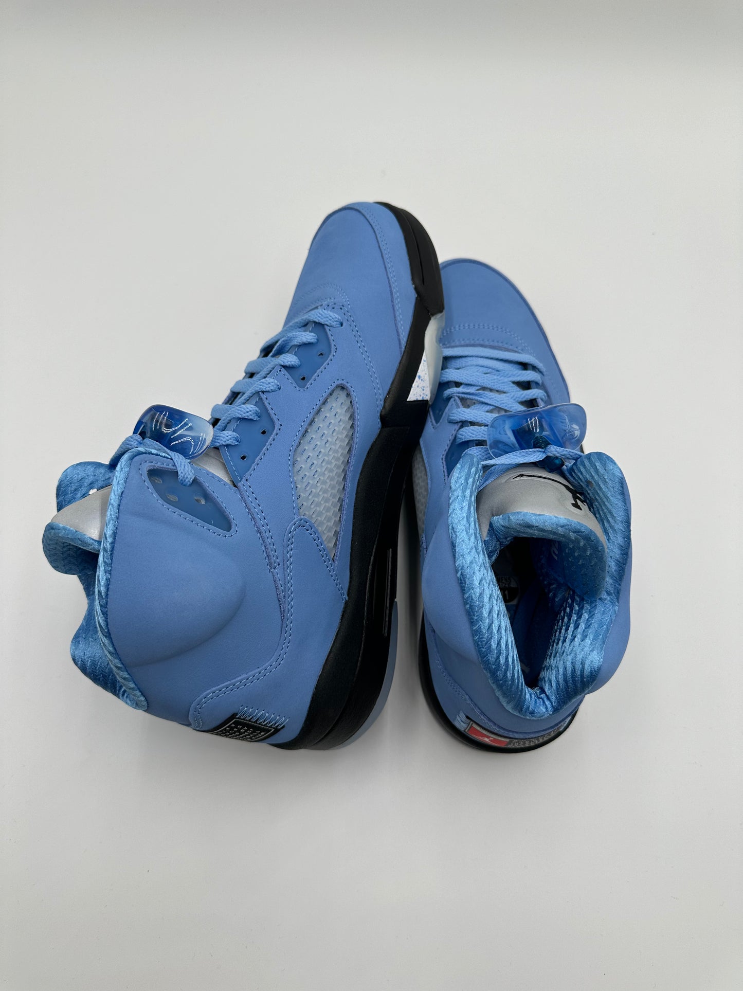 Jordan 5 UNC