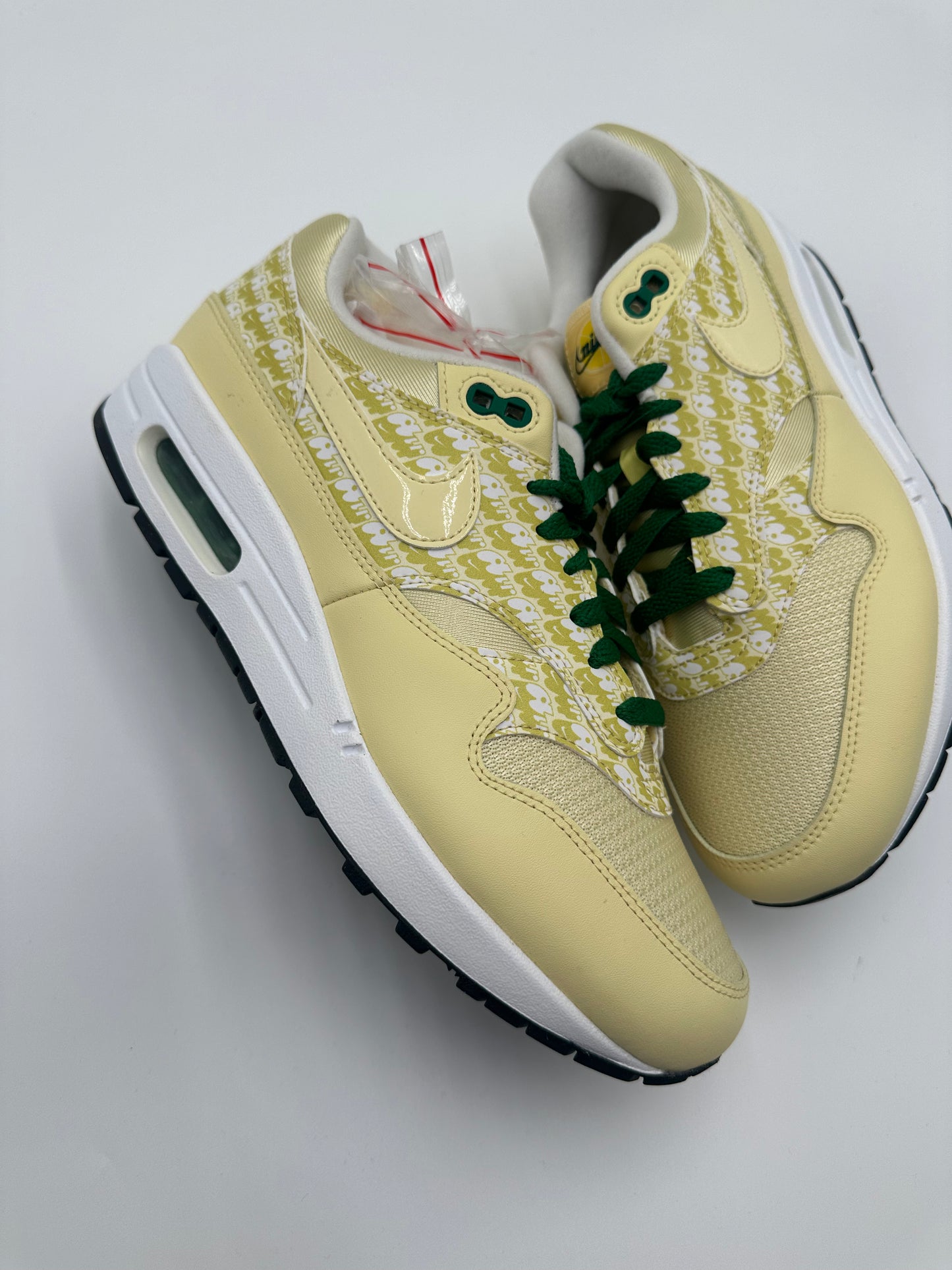 Nike Air Max 1 Lemonade																					1