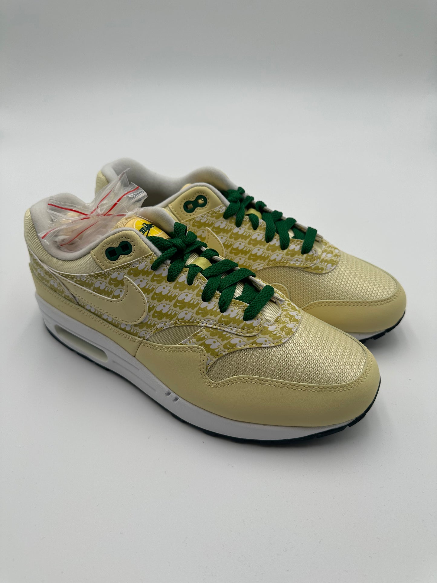 Nike Air Max 1 Lemonade																					1