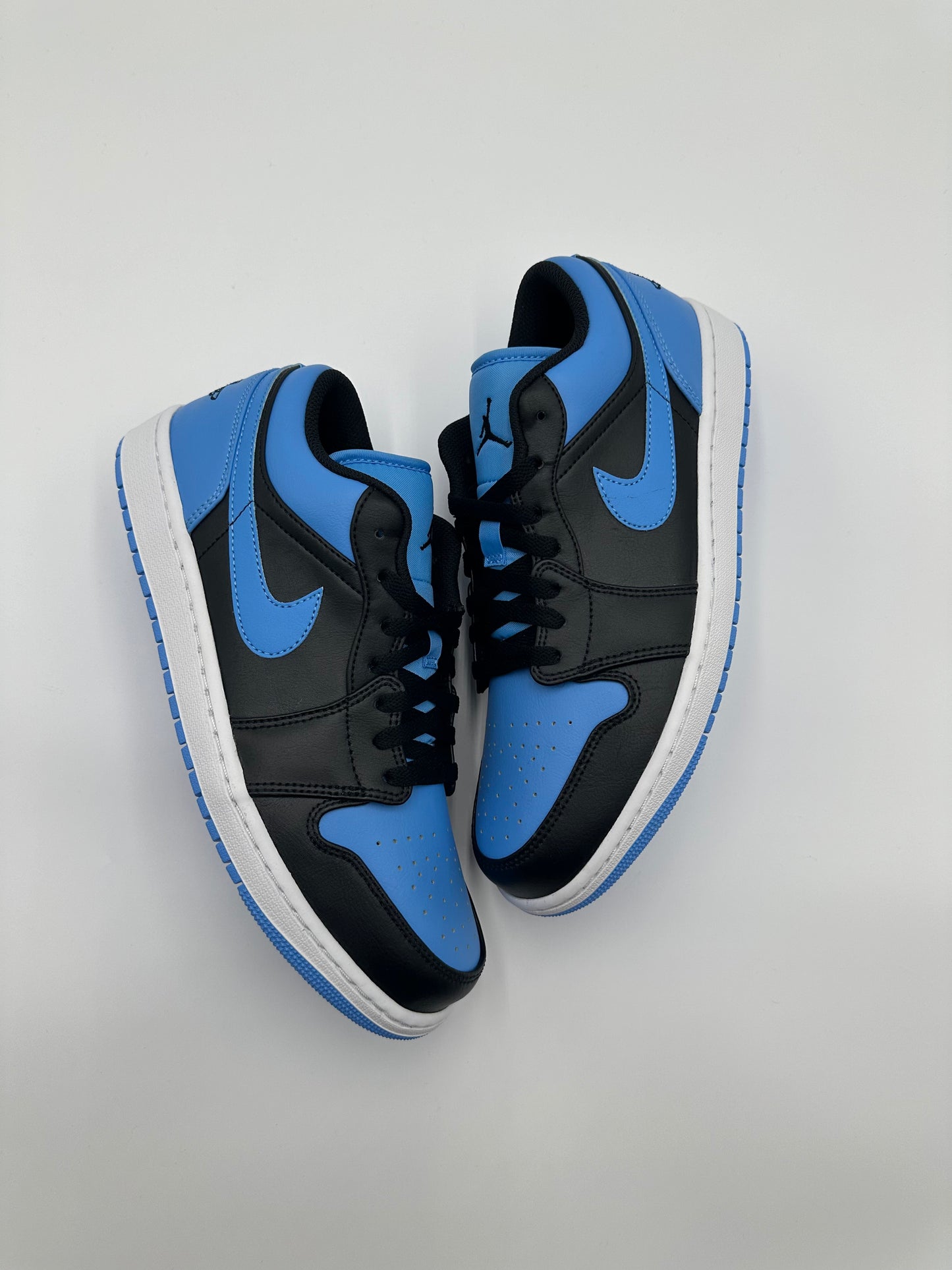 Jordan 1 Low University Blue Black